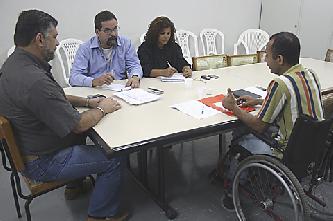 Comitê das pessoas com deficiência promove reunião
